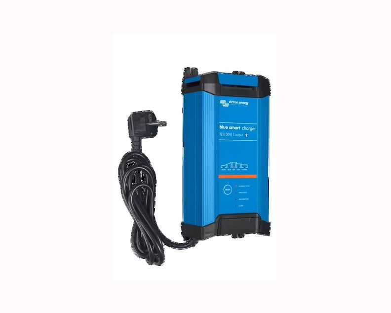 Victron Blue Smart IP22 Charger 12/30(1)